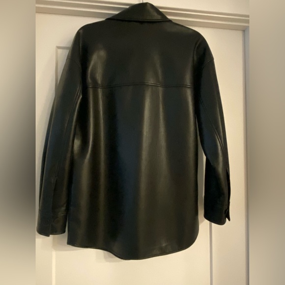 NWOT Aritzia Babaton Pelli shirt jacket - Picture 3 of 3